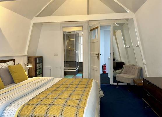 Amsterdam 4 Holiday GuestRooms 1