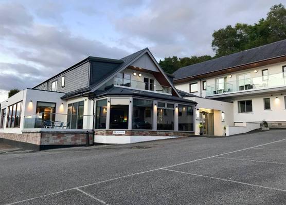 Clan Macduff Hotel 1