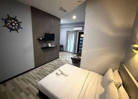 Ang Lee Holiday Stay 1