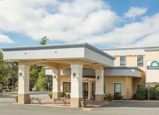Days Inn by Wyndham Valdosta/Near Valdosta Mall 1