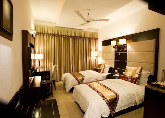 Eddison Hotel 1