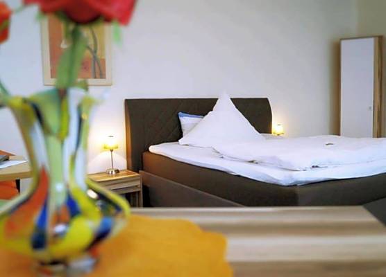 Hotel-Cafe Maxx 1