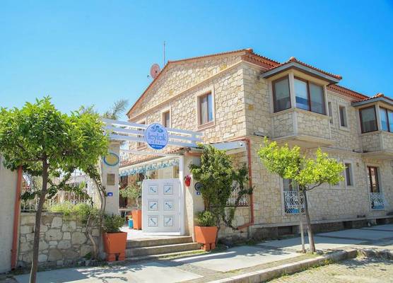 Alacatı Leylak Hotel 1