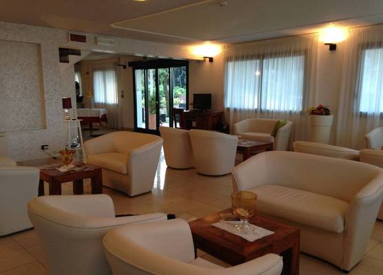 Hotel Centrale FRONTE MARE 1