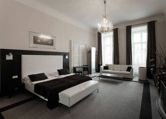 Old Town Square Residence by Emblem 1