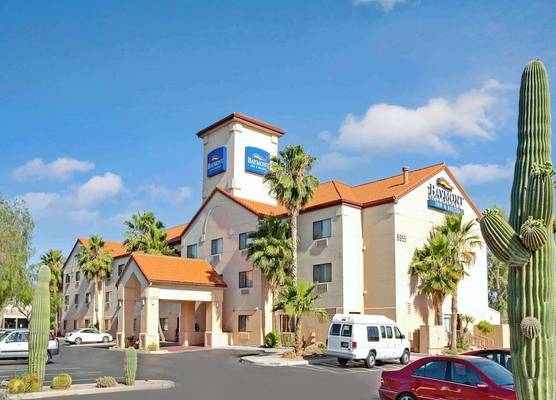 Baymont by Wyndham Tucson Airport 1