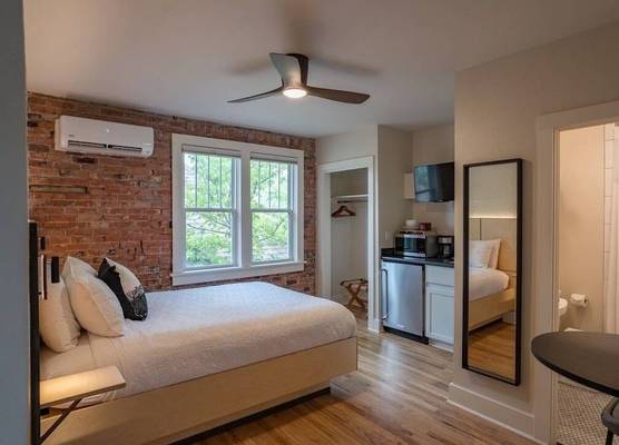 Leland House Suites of Durango 1