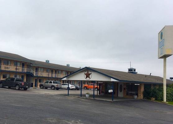 Country inn Lampasas 1