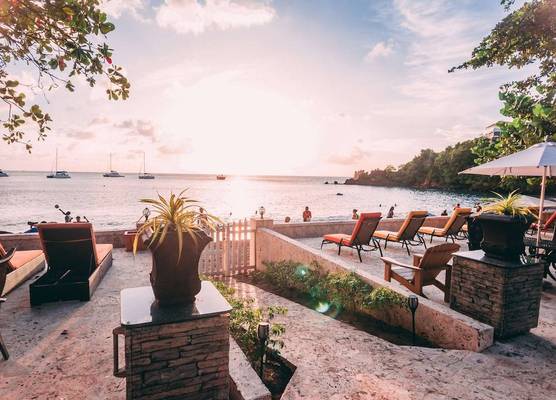 Sunset Shores Beach Hotel 1