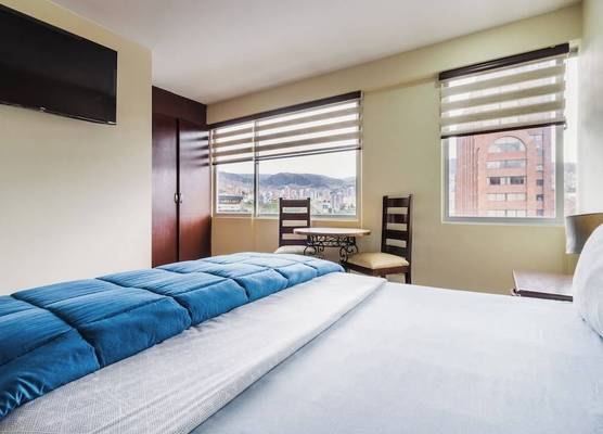 Luxstone Executive & Suites 1