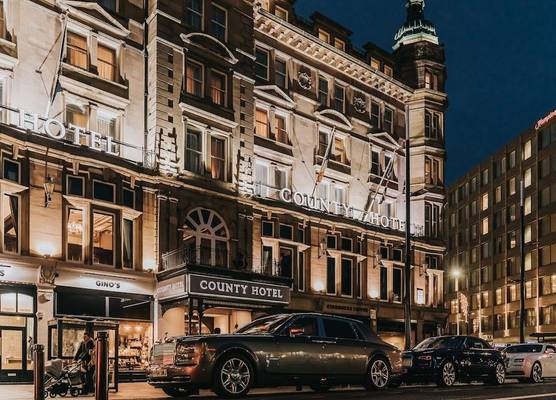 The County Hotel Newcastle 1
