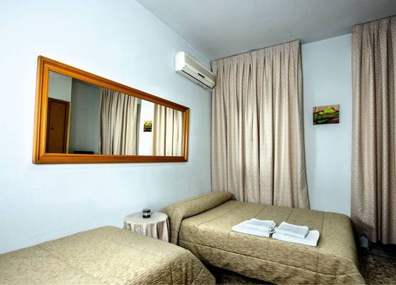 Hostal Santa Barbara 1