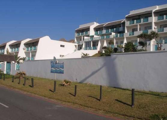 Waterfront Getaway, 2 Bedroom Seaside Bliss 1