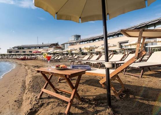 Hotel Riviera dei Fiori 1