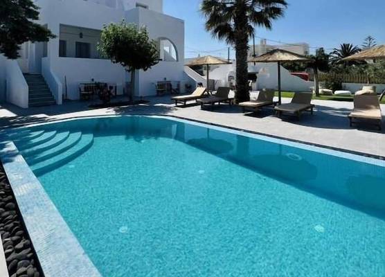 Santorini Villatzio Suites 1