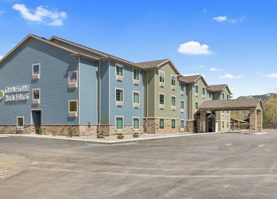 Cobblestone Hotel & Suites - Alpine 1