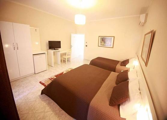 Hotel Nika 1