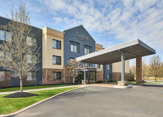 Fairfield Inn by Marriott Rochester East 1