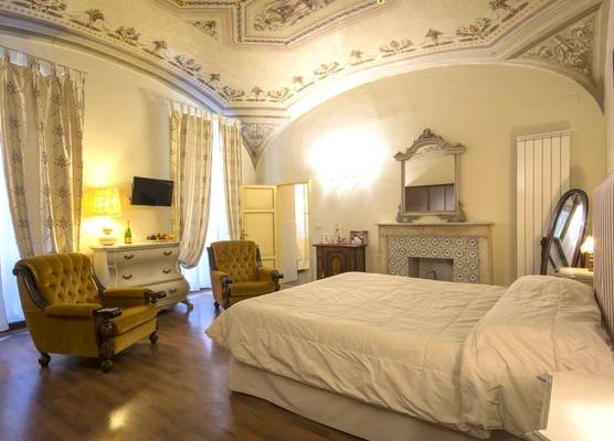 B&B Pantaneto - Palazzo Bulgarini 1
