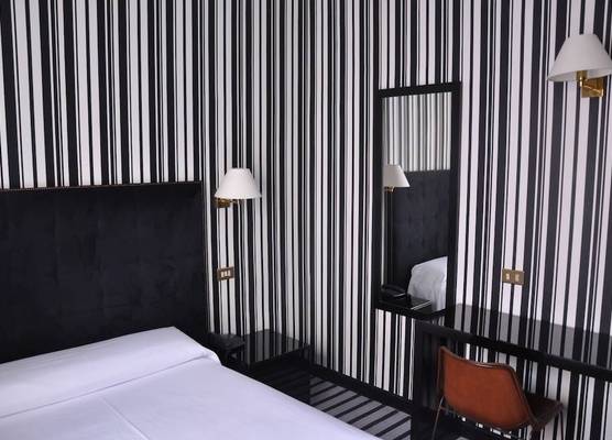 Hotel Clarin 1