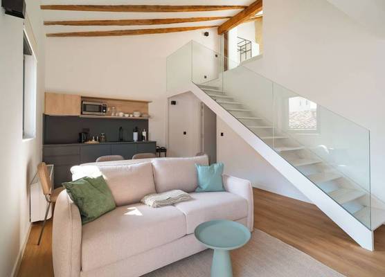 Limehome Pamplona Hilarión Eslava 1