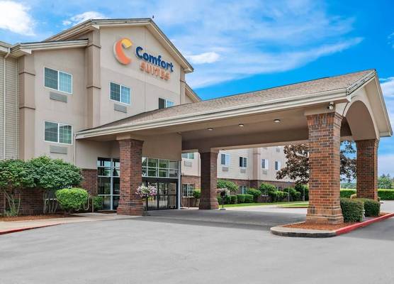 Comfort Suites Linn County Fairground and Expo 1