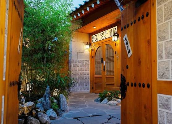 Hotel Jak Insadong by Anook 1