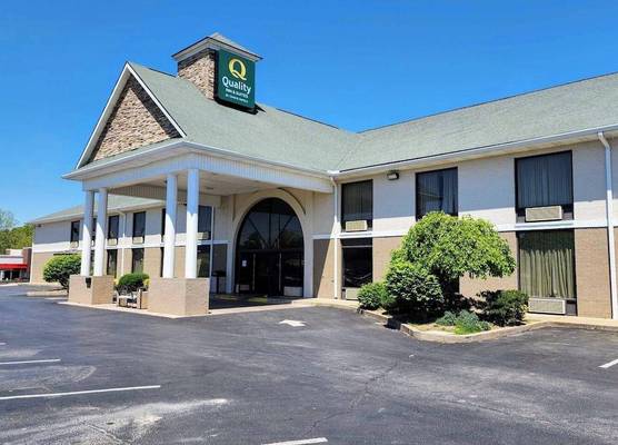 Quality Inn & Suites Somerset Downtown 1