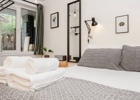 Modern Central 1 Bed in Clerkenwell - sleeps 4 1
