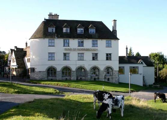 The Bear Of Rodborough Hotel 1