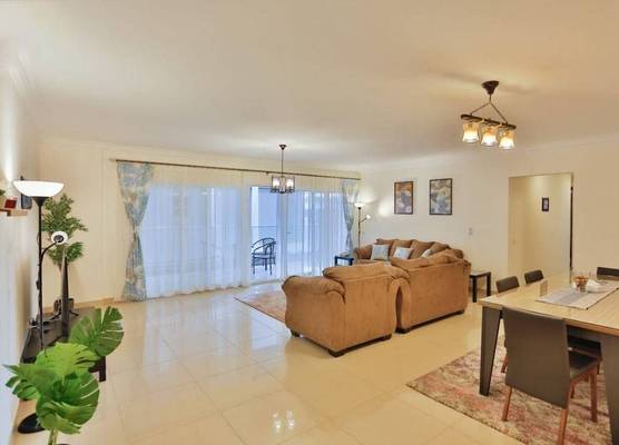 Parkside boutique 3 bedroom apartment 1