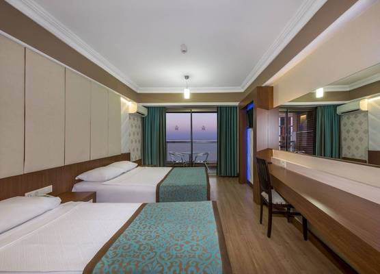 Tac Premier Hotel & Spa 1