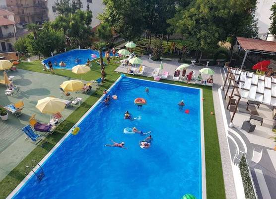 Silica Residence Hotel 1