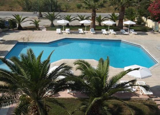 Leonidas Hotel & Studios 1