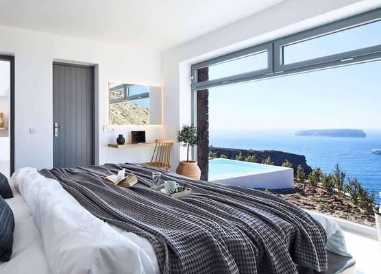 Coco-Mat Hotel Santorini 1
