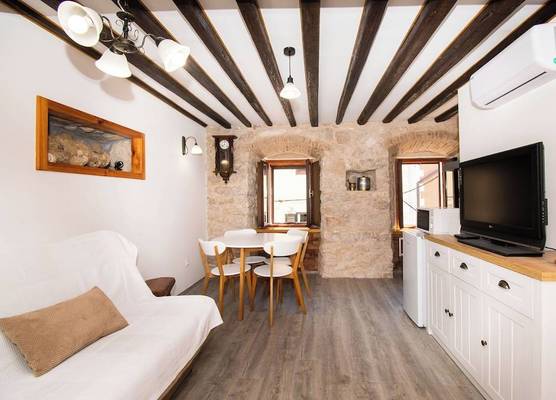 Apartment Rustika Skradin 1