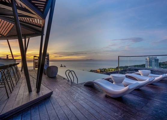 Draco Hotel & Suites 1