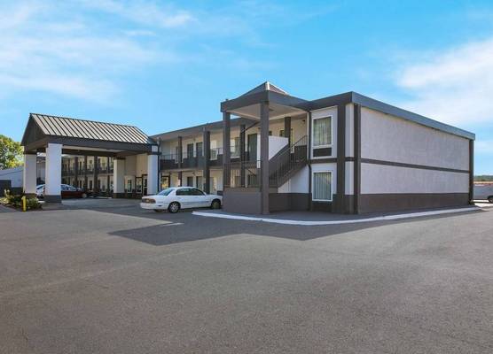 Rodeway Inn Commerce 1