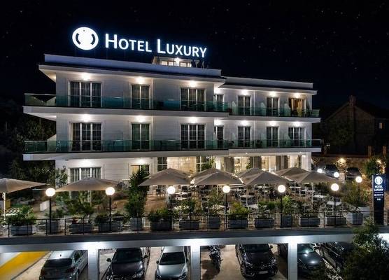 Hotel Luxury 1