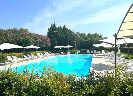 Hotel Park Village 1