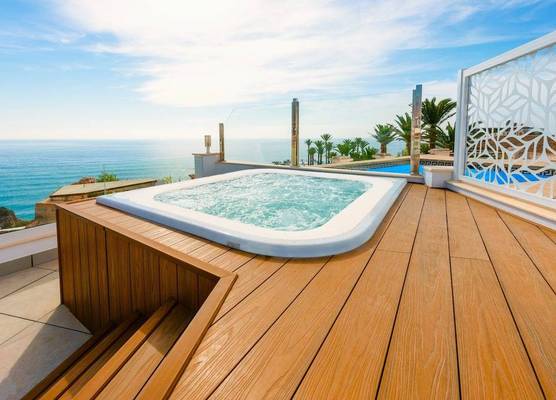 HC Calahonda Beach Nerja 1