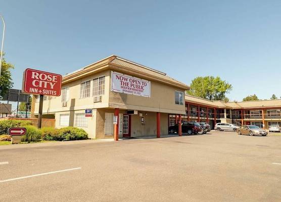 Rose City Inn & Suites 1