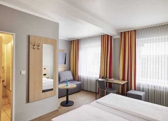 Hotel Central Hamburg 1