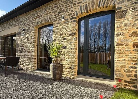ECRIN DE CHARME 4 étoiles Jacuzzi privé 2 pers 1
