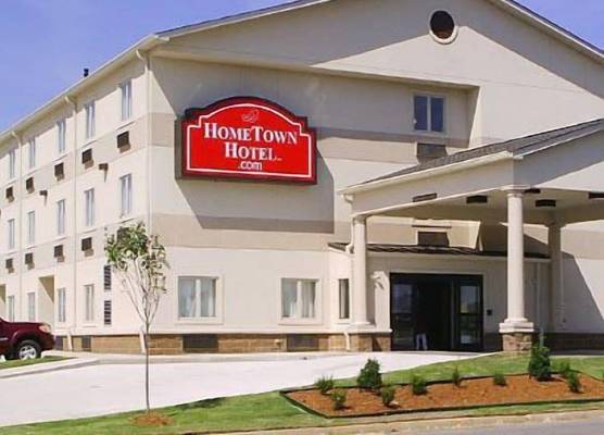 HomeTown Hotel Bryant 1