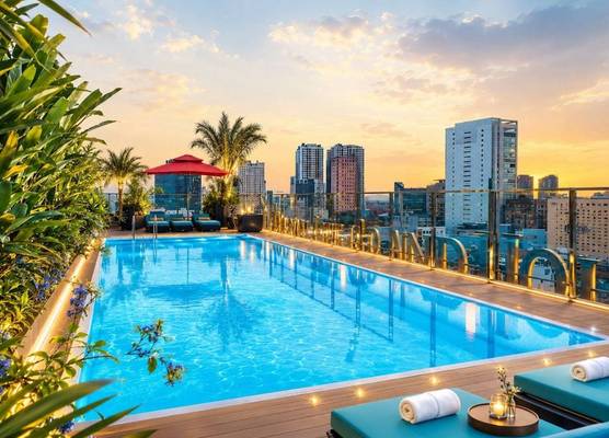 Happy Life Grand Hotel & Rooftop Skybar 1