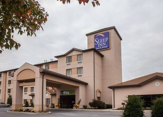 Sleep Inn & Suites Hagerstown 1