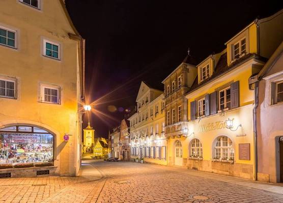 Historik Hotel Goldener Hirsch Rothenburg 1