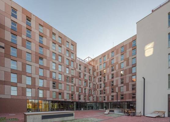 MILESTONE Wroclaw Fabryczna by Tribera 1