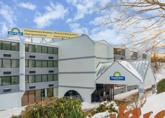Days Inn by Wyndham Scranton PA 1